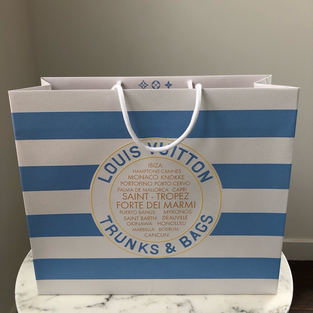 LOUIS VUITTON x Resort Limited Edition 2026 Gift Shopping Bag Beach Hut Tote XL